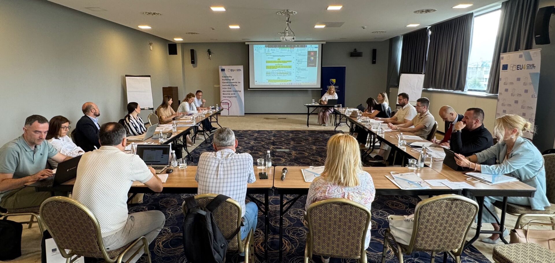 Read more about the article Završni sastanak Interresorne radne grupe za izradu prednacrta Zakona o jedinstvenoj metodologiji izrade socijalne karte u FBiH