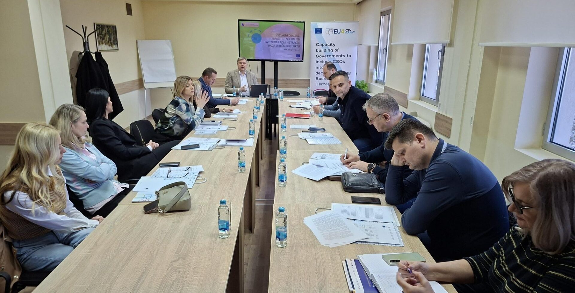 You are currently viewing Tripartitni socijalni dijalog u Brčko distriktu BiH u kontextu Zakona o radu BD i kapaciteta socijalnih partnera